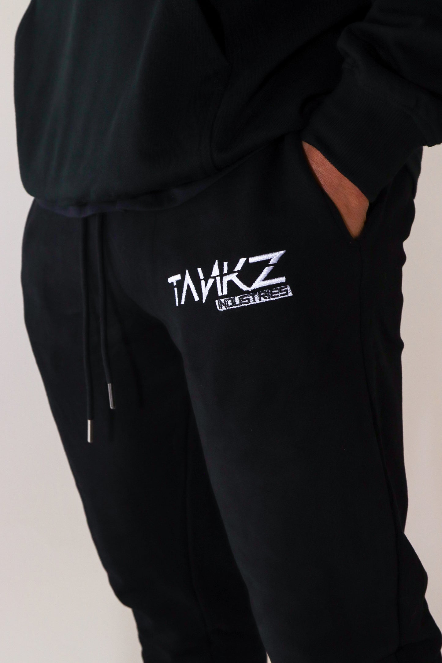 Onyx Sweats
